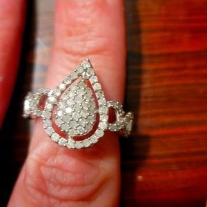 .80 total carat weight pear shape engagement ring